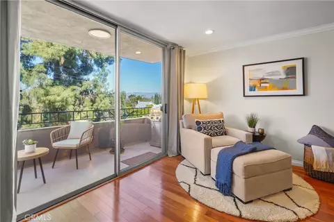 16012 Moorpark St #301A, Encino, CA 91436