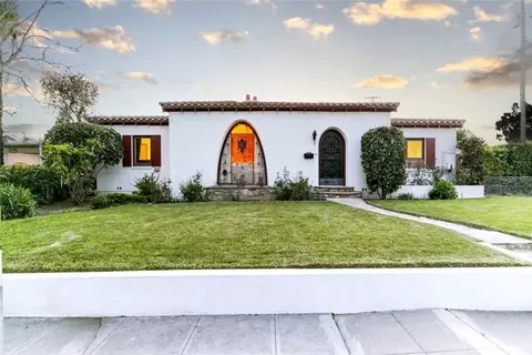 233 N Sparks St, Burbank, CA 91506