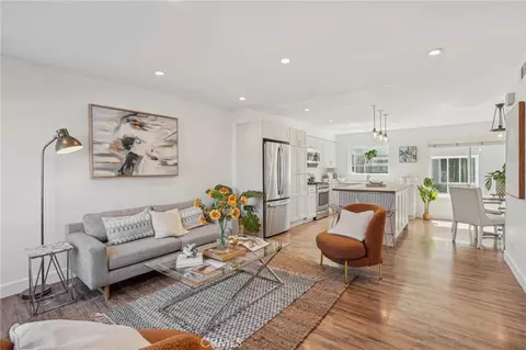 720 Waterloo St #12, Los Angeles, CA 90026