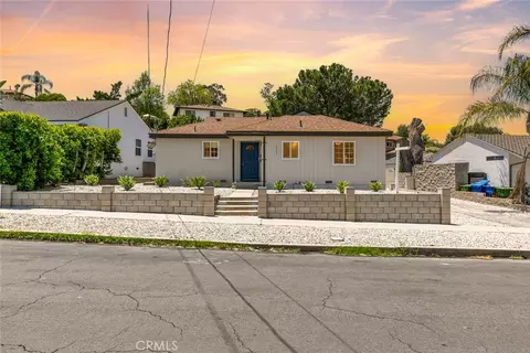 10347 Newhome Ave, Sunland, CA 91040