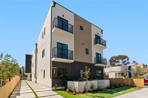 2637 S Garth Ave, Los Angeles, CA 90034