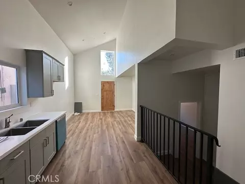 5507 S Manhattan Pl, Los Angeles, CA 90062