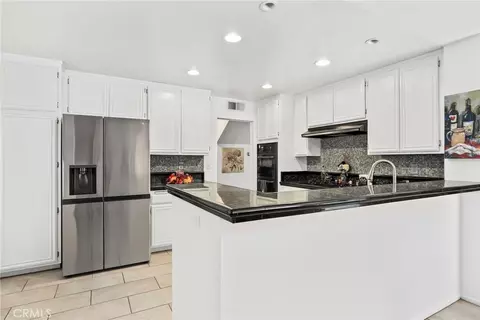 Kitchen - 12401 Willow Forest Dr, Moorpark, CA 93021 photo 1 of 4