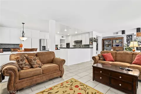 Living - 12401 Willow Forest Dr, Moorpark, CA 93021 photo 4 of 4