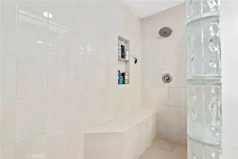 Bath - 12401 Willow Forest Dr, Moorpark, CA 93021 photo 3 of 4