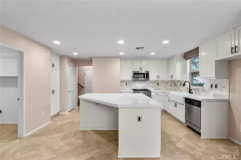 20433 Paseo Cresta, Porter Ranch, CA 91326