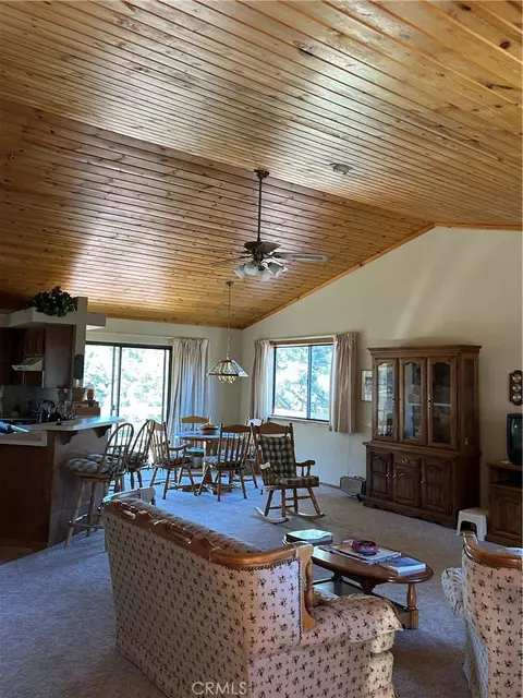 2017 Zermatt Dr, Pine Mountain Club, CA 93222