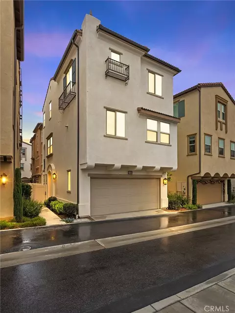 11238 N Mission Heights Dr, Mission Hills, CA 91345