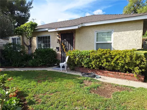 14073 Aztec, Sylmar, CA 91342