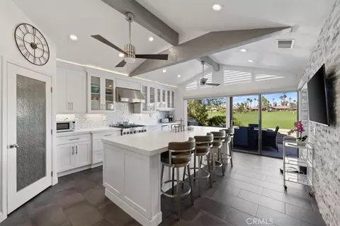 126 Old Ranch Rd, Palm Desert, CA 92211