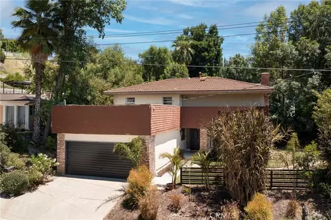 22666 Cavalier St, Woodland Hills, CA 91364