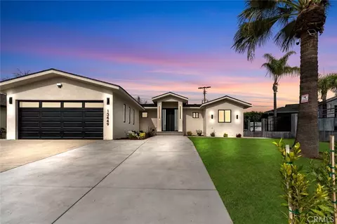 13449 Stagg St, Panorama City, CA 91402