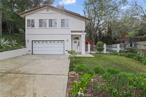 272 Manzanita, Thousand Oaks, CA 91361