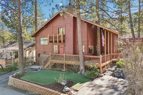 Exterior - 1847 Thrush Rd, Wrightwood, CA 92397 photo 2 of 9