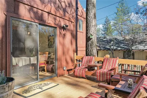 Exterior - 1847 Thrush Rd, Wrightwood, CA 92397 photo 3 of 9