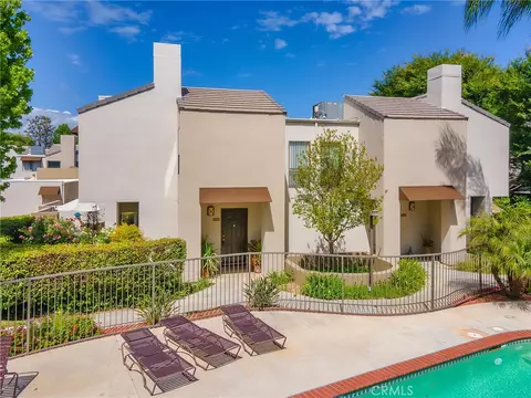 4261 Las Virgenes Rd #5, Calabasas, CA 91302