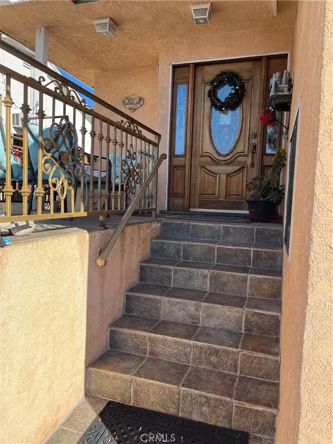 10714 Helendale, Tujunga, CA 91042