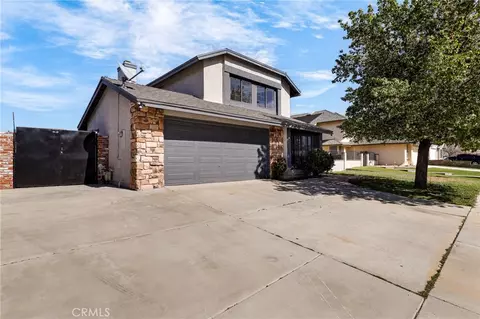 153 Deblynn Ct, Palmdale, CA 93550
