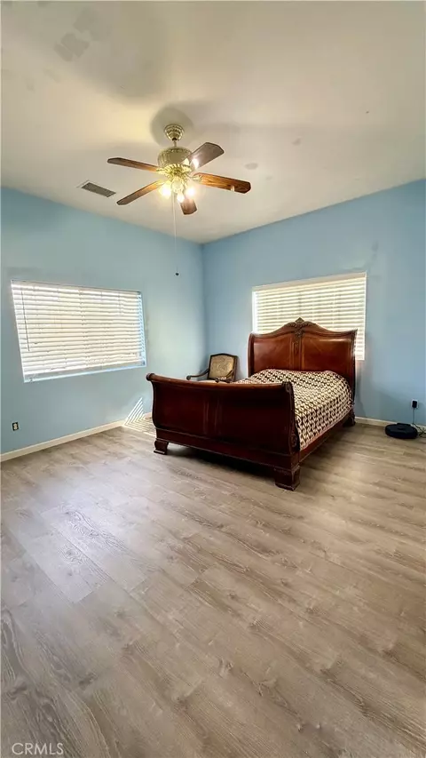 Bedroom - 7590 Fairway, Yucca Valley, CA 92284 photo 5 of 7