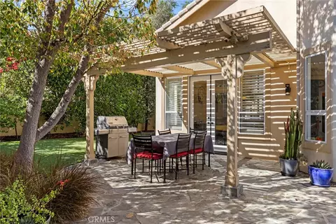 22312 Delia Ct, Calabasas, CA 91302