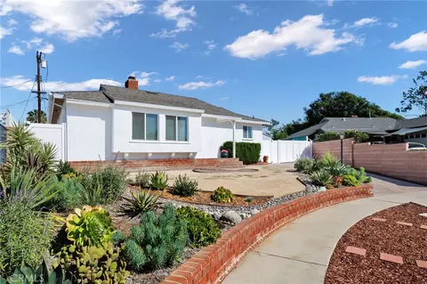 12629 Wixom St, North Hollywood, CA 91605
