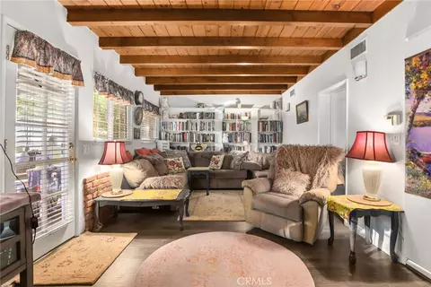 7349 Ponce Ave, West Hills, CA 91307