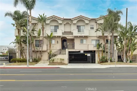 7124 Woodman, Van Nuys, CA 91405