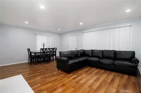 Living - 44650 2nd E, Lancaster, CA 93535 photo 1 of 2