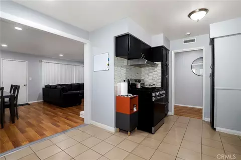 Entry Way - 44650 2nd E, Lancaster, CA 93535 photo 1 of 1