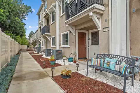 14840 Maple Ter, Panorama City, CA 91402