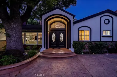4428 Saugus Ave, Sherman Oaks, CA 91403
