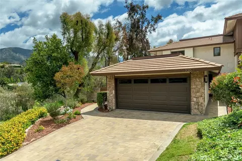 720 Starlight Hts, La Canada Flintridge, CA 91011