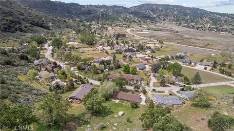 View/Area - 29570 Butterfield, Tehachapi, CA 93561 photo 2 of 5