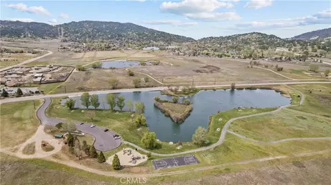 View/Area - 29570 Butterfield, Tehachapi, CA 93561 photo 1 of 5