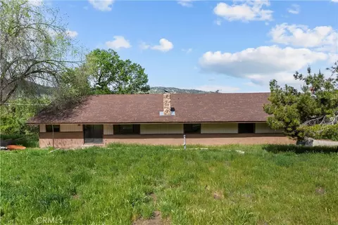 Exterior - 29570 Butterfield, Tehachapi, CA 93561 photo 5 of 8