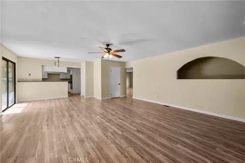 Living - 29570 Butterfield, Tehachapi, CA 93561 photo 9 of 12
