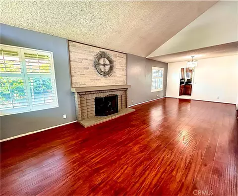 Living - 10 Bluff Point Cir, Phillips Ranch, CA 91766 photo 3 of 10