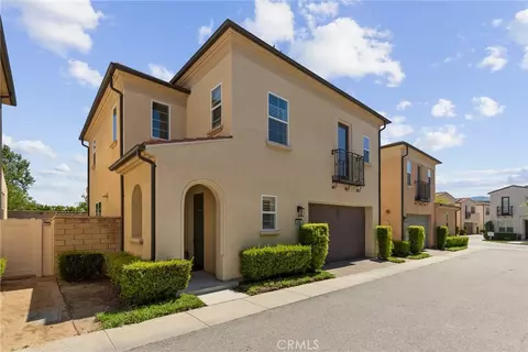 21705 Propello Dr, Saugus, CA 91350