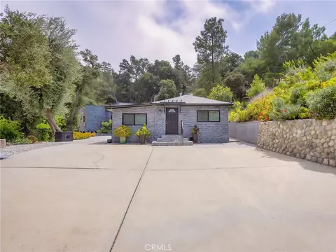 Exterior - 7580 Mcgroarty Ter, Tujunga, CA 91042 photo 13 of 20