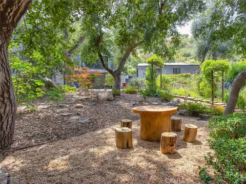 Exterior - 7580 Mcgroarty Ter, Tujunga, CA 91042 photo 6 of 20