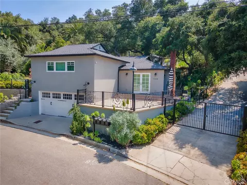 Exterior - 7580 Mcgroarty Ter, Tujunga, CA 91042 photo 16 of 20