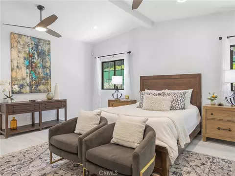 Bedroom - 7580 Mcgroarty Ter, Tujunga, CA 91042 photo 1 of 7