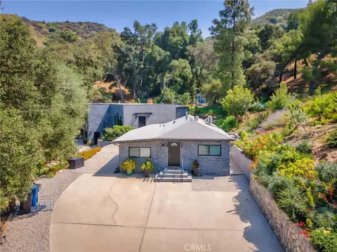 Exterior - 7580 Mcgroarty Ter, Tujunga, CA 91042 photo 17 of 20