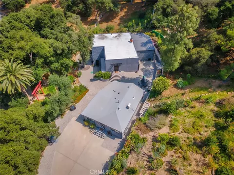 Exterior - 7580 Mcgroarty Ter, Tujunga, CA 91042 photo 18 of 20