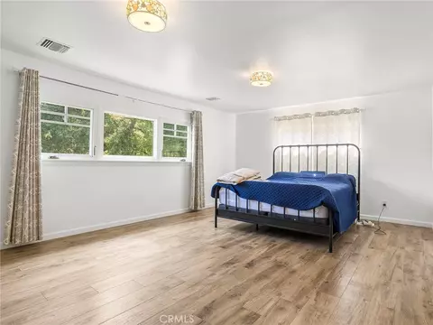 Bedroom - 7580 Mcgroarty Ter, Tujunga, CA 91042 photo 5 of 7