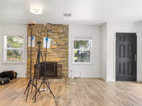 Living - 7580 Mcgroarty Ter, Tujunga, CA 91042 photo 7 of 7