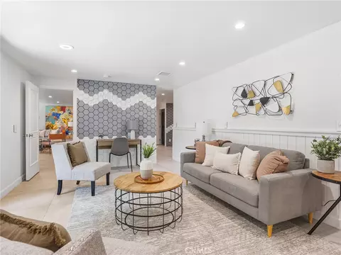 Living - 7580 Mcgroarty Ter, Tujunga, CA 91042 photo 6 of 7