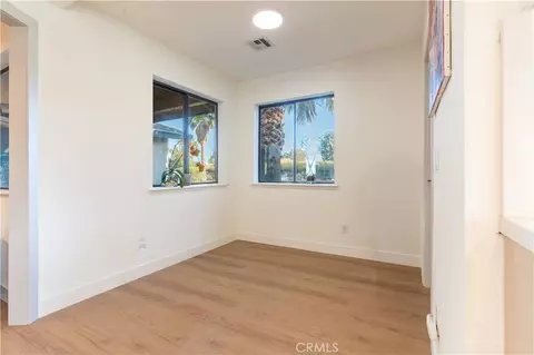 Entry Way - 4255 Conestoga Dr, Lancaster, CA 93536 photo 4 of 5