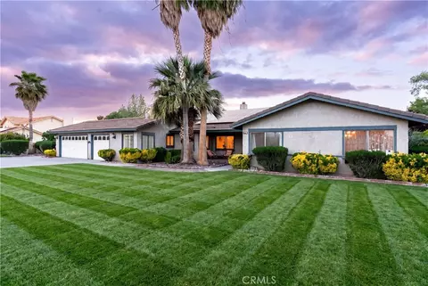 Exterior - 4255 Conestoga Dr, Lancaster, CA 93536 photo 13 of 16