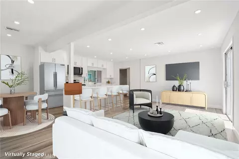 11034 Scoville, Sunland, CA 91040